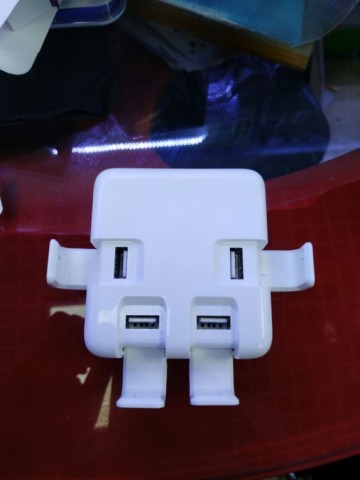 Oplader adapter 4port wit open